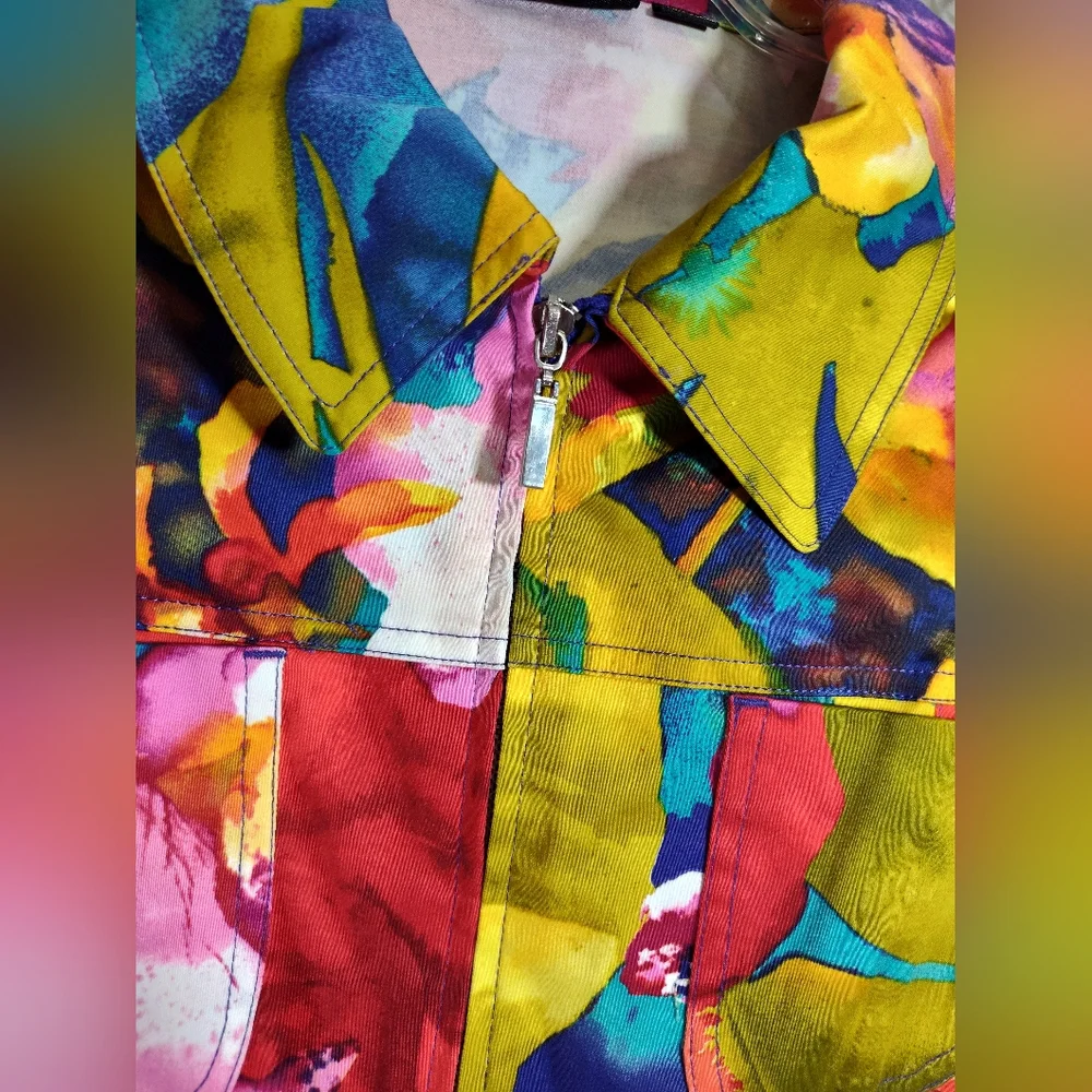 E L C C Zip Front Colorful Floral Women's Top NWOT